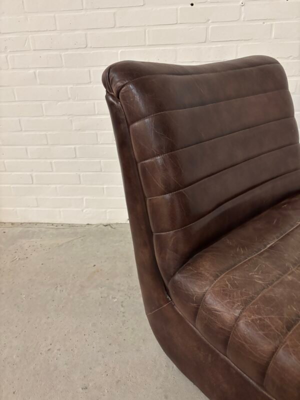 Leather fauteuil / lounge chair - Image 5