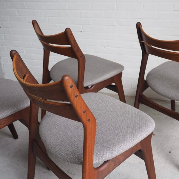 4x model 310 by Erik Buch - Image 4