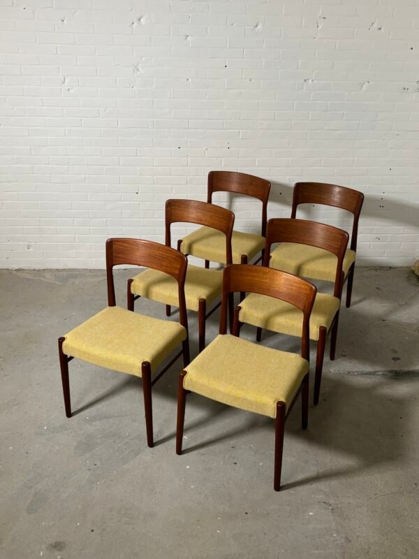 6x Teak diningchairs by Henning Kjærnulf model 26 - Image 4