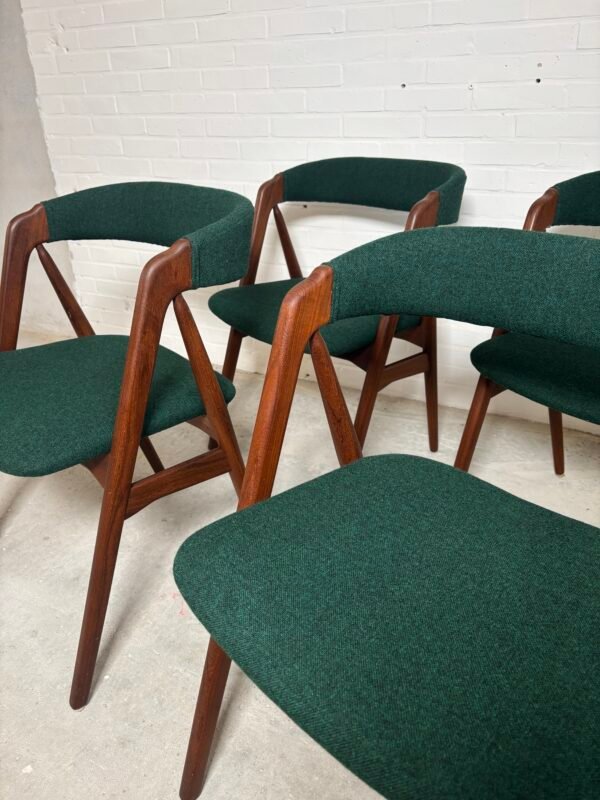 4x dining chairs Thomas Harlev model 205 - Image 2