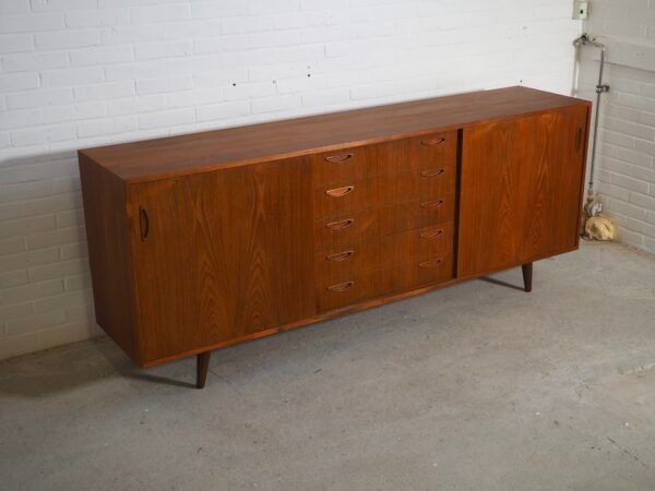 Teak lowboard dressor Danish 1960's - Image 2