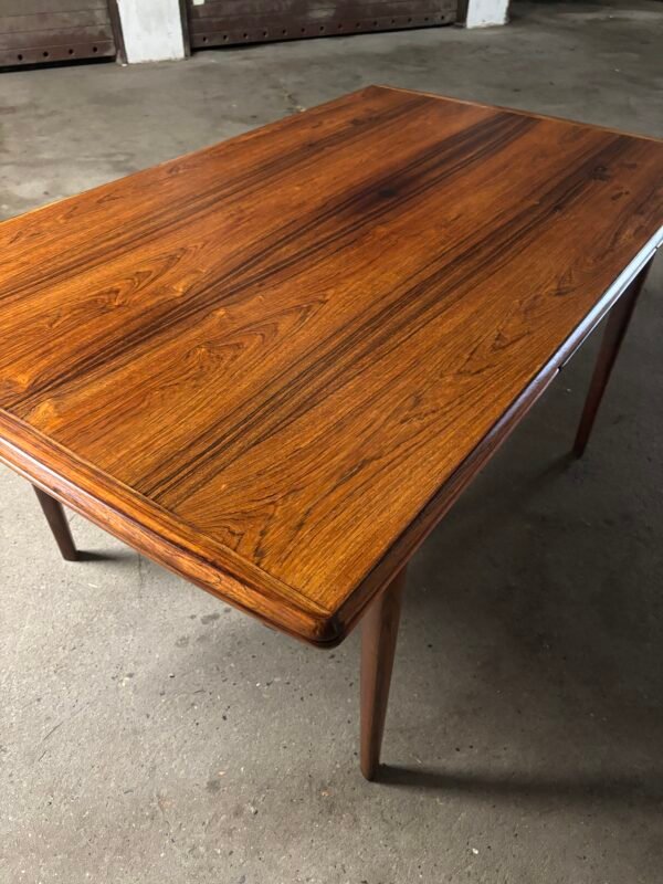 Rosewood dining table designed by Arne Vodder - Image 2