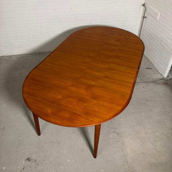 Teak round expandable dinging table Skovmand & Andersen - Image 6