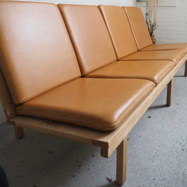 Børge Mogensen BM2219 4-Seater Sofa - Image 3