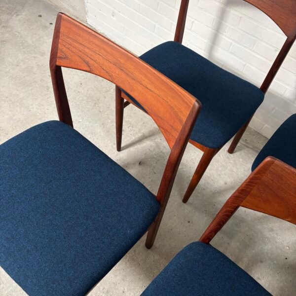 4 Henning Kjærnulf Model 59 dining chairs, produced by Vejle Stolefabrik - Image 5