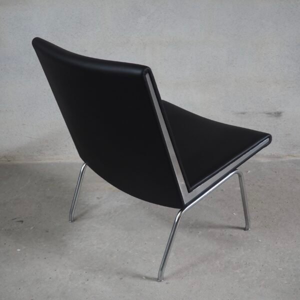 Hans J. Wegner for A.P. Stolen — ‘Airport’ Lounge Chair, Denmark, 1958 - Image 5
