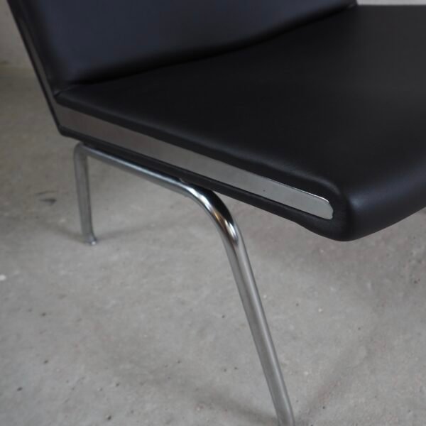 Hans J. Wegner for A.P. Stolen — ‘Airport’ Lounge Chair, Denmark, 1958 - Image 6