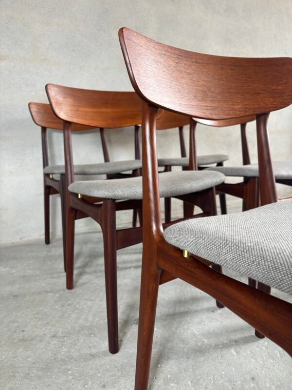 6x Schiønning & Elgaard teak dining chairs - Image 4