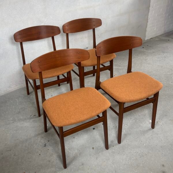 4x Danish “Sax” Teak Dining Chairs - Image 5