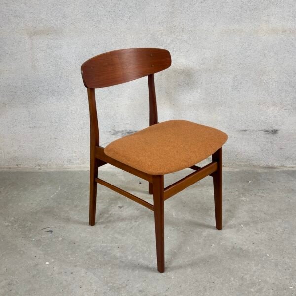4x Danish “Sax” Teak Dining Chairs - Image 9