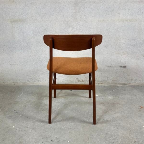 4x Danish “Sax” Teak Dining Chairs - Image 8