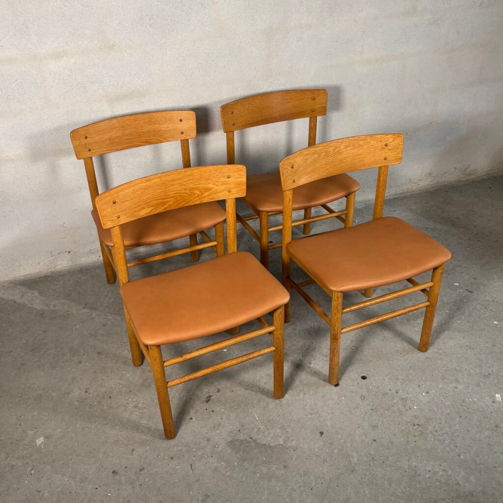 4x Farstrup – Model 250 Dining Chairs, Cognac Leather