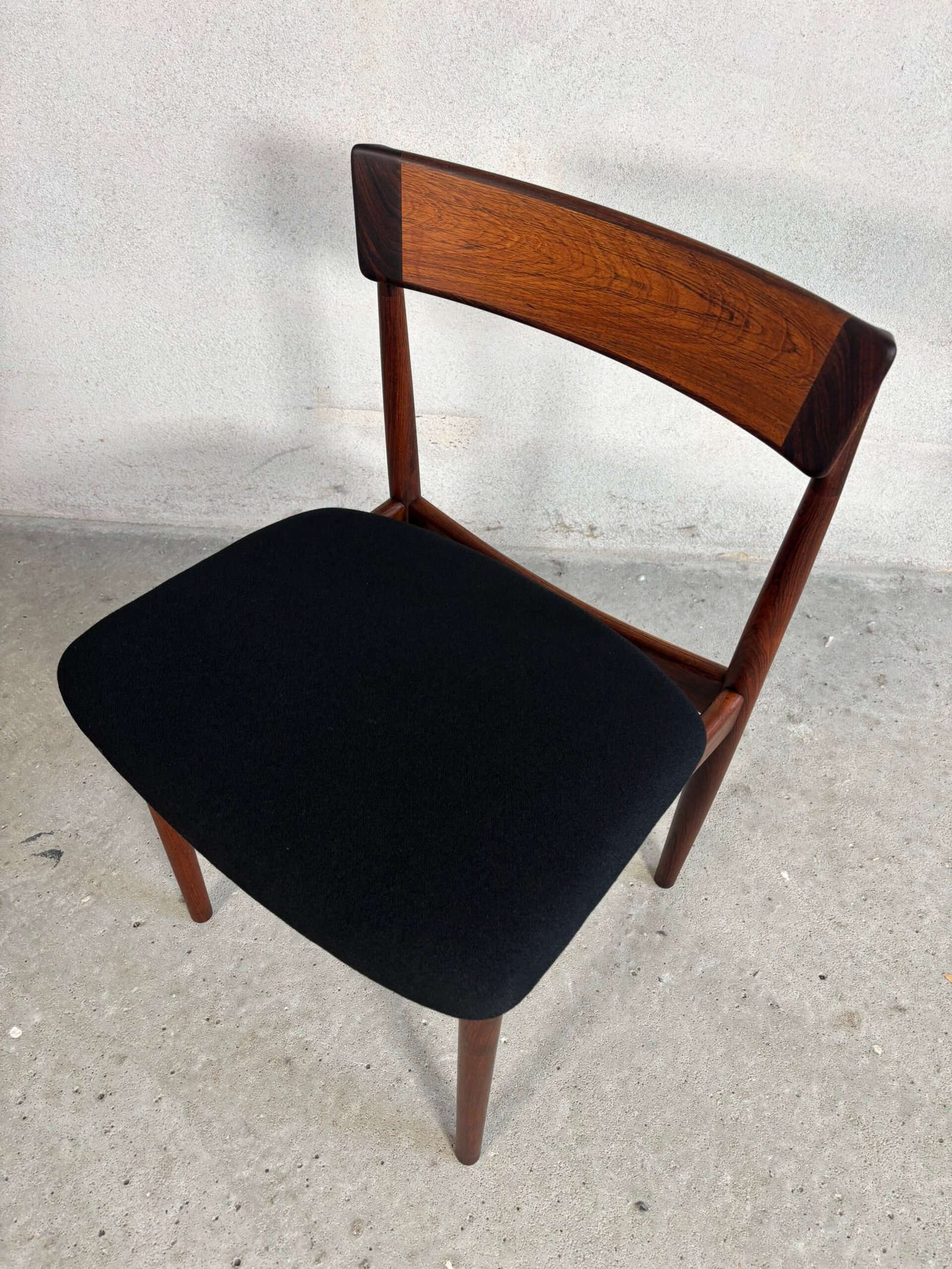 Set of 8 Rosewood Model 39 Dining Chairs by Henry Rosengren - Image 12