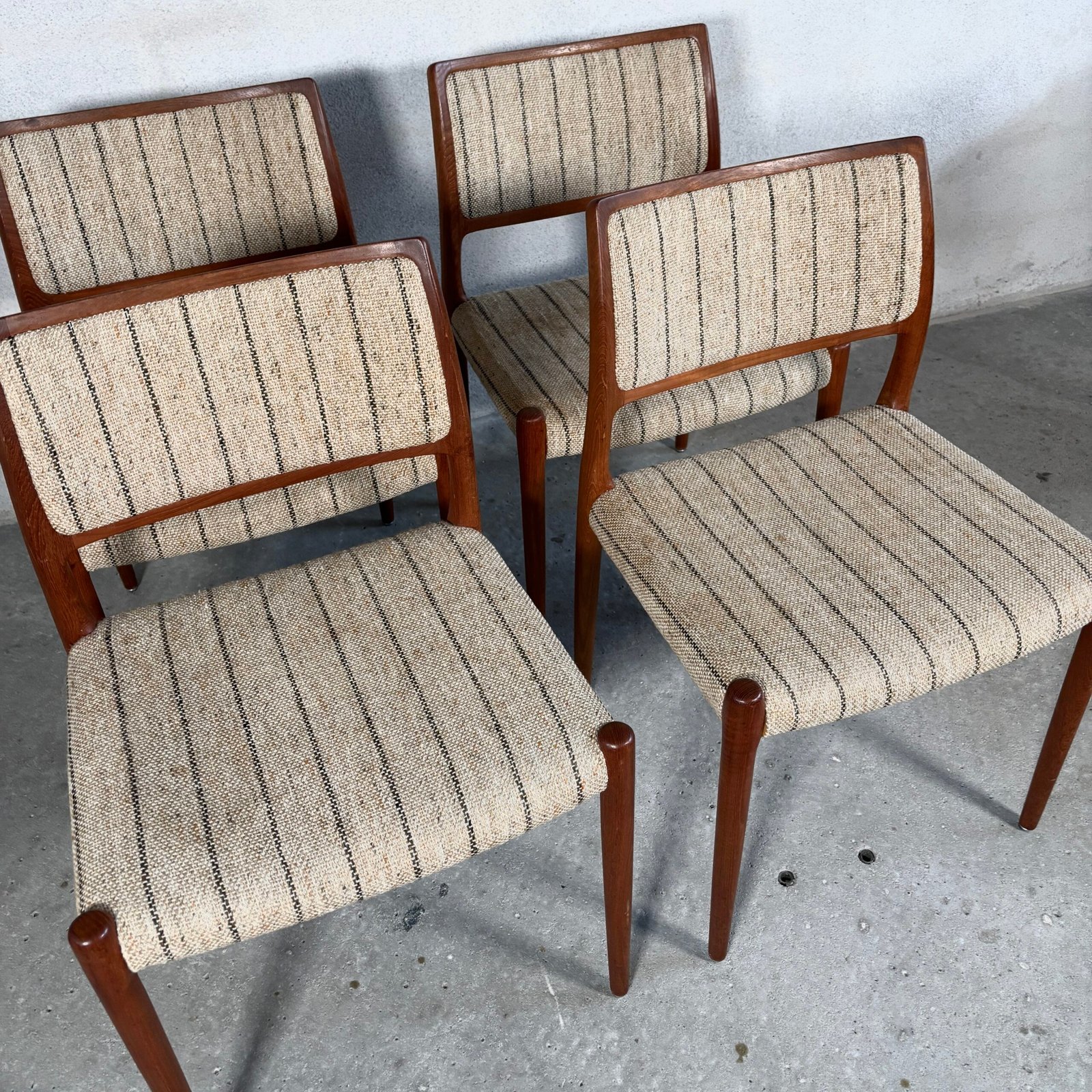 4x Model 80 Dining Chairs by Niels O. Møller - Image 3