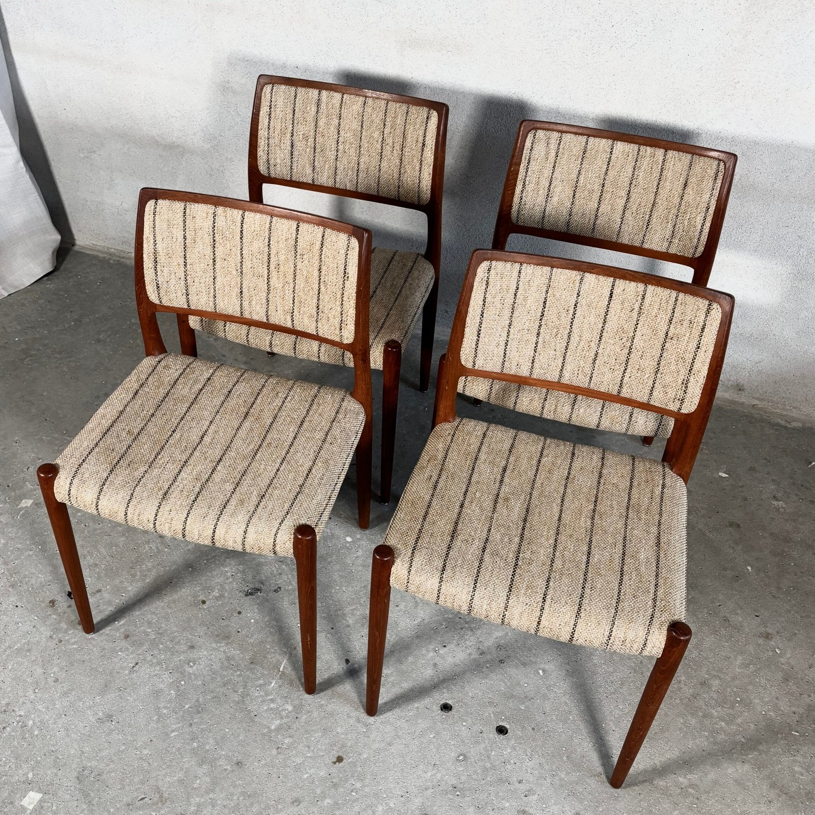 4x Model 80 Dining Chairs by Niels O. Møller - Image 4
