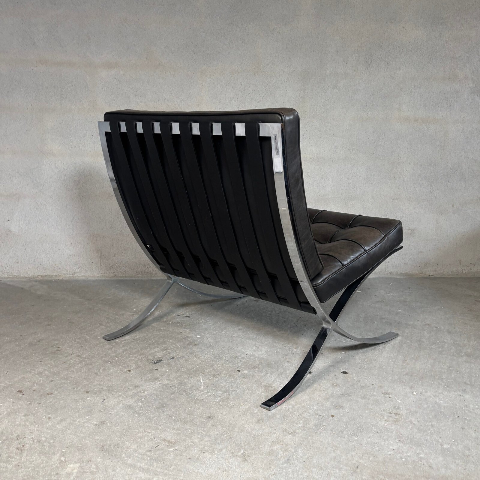Vintage Barcelona Chair by Ludwig Mies van der Rohe for Knoll Studio - Image 9