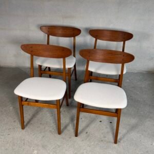 4x Farstrup Model 210 Dining Chairs