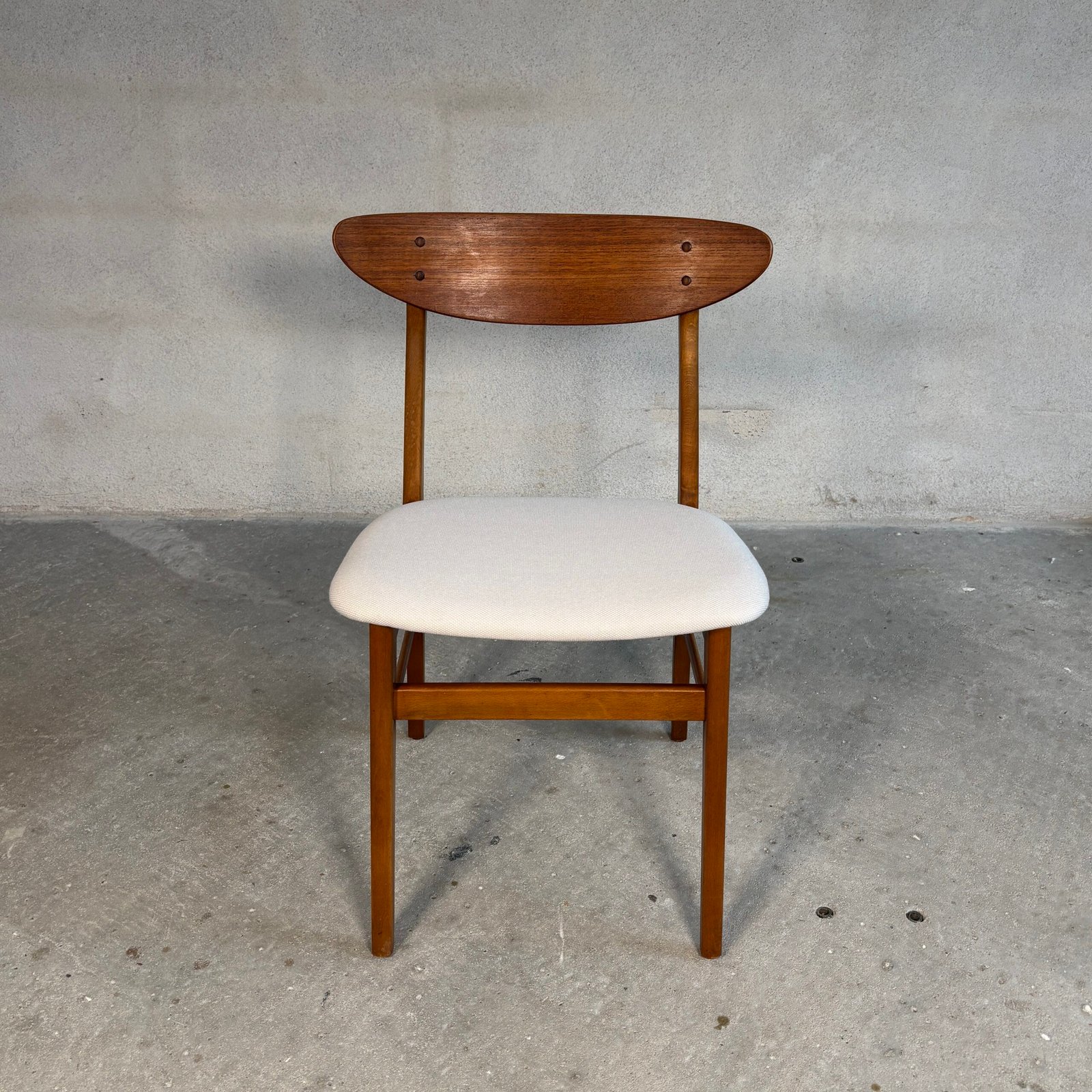 4x Farstrup Model 210 Dining Chairs - Image 6