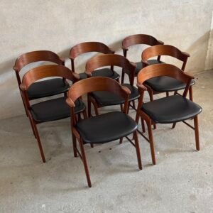 Set of 8 Model 32 Dining Chairs by Kai Kristiansen for Korup Stolefabrik