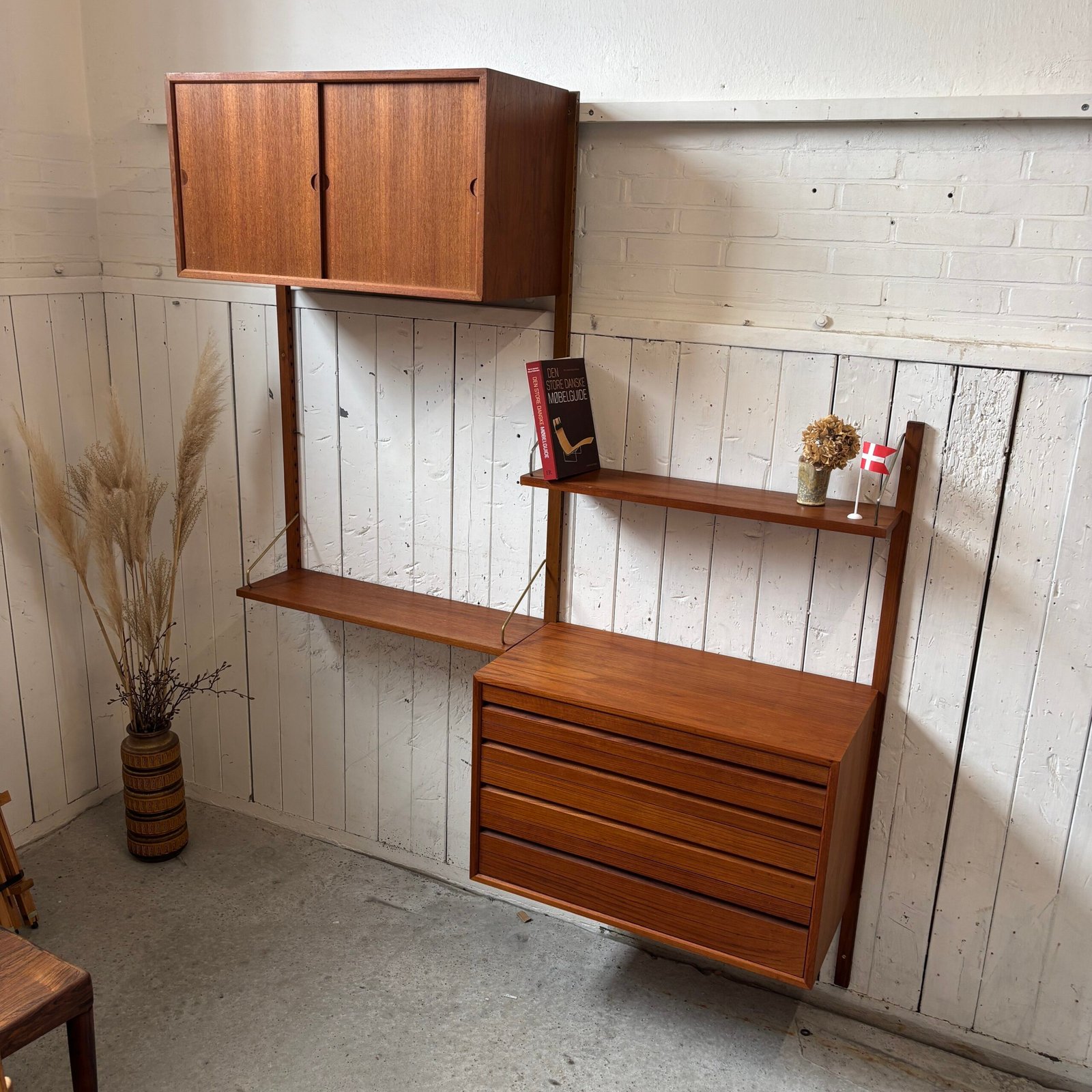 Poul Cadovius Royal Modular Wall Shelving System - Image 3